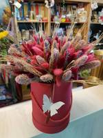 Multi-colored lavender& lagurus flowers in a Hat Box "Autumn"