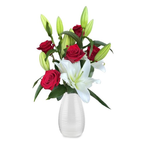 Bouquet of 5 red roses and 2 white lilies "Grace"